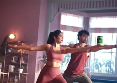 Saffola Fittify gives Janhvi Kapoor fitter options to soothe her cravings